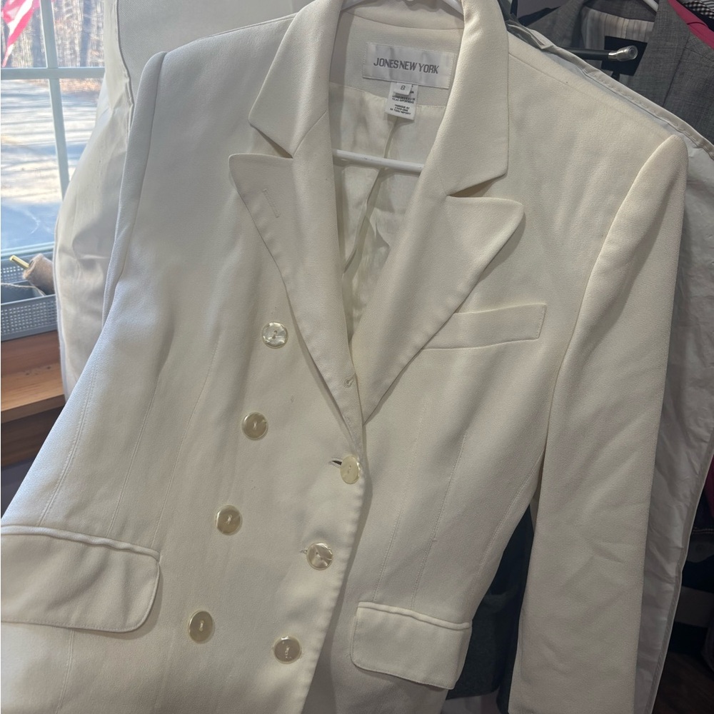 Jones New York Women's Ivory Blazer